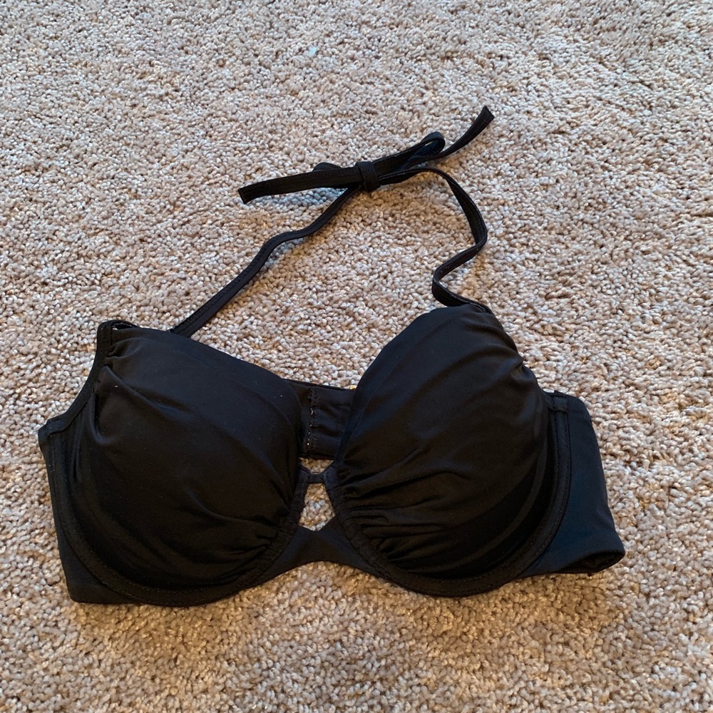 Black bikini top